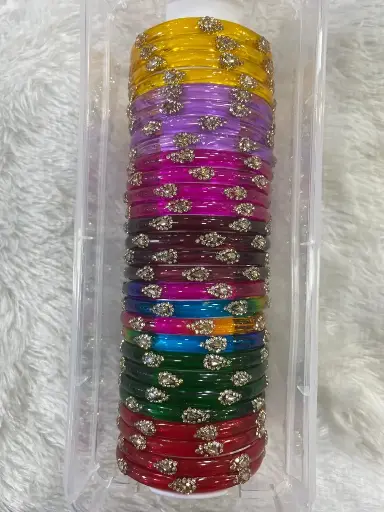 4 piece glass bangle